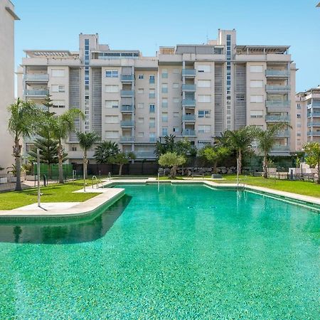 Wintowinrentals Best Location, Beach, Pool & Parking Rincón de la Victoria Exteriör bild