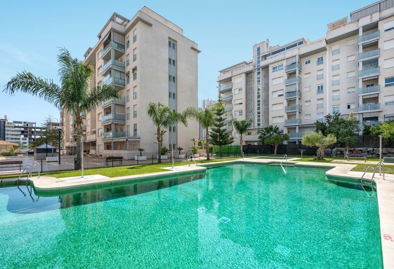 Wintowinrentals Best Location, Beach, Pool & Parking Rincón de la Victoria Exteriör bild